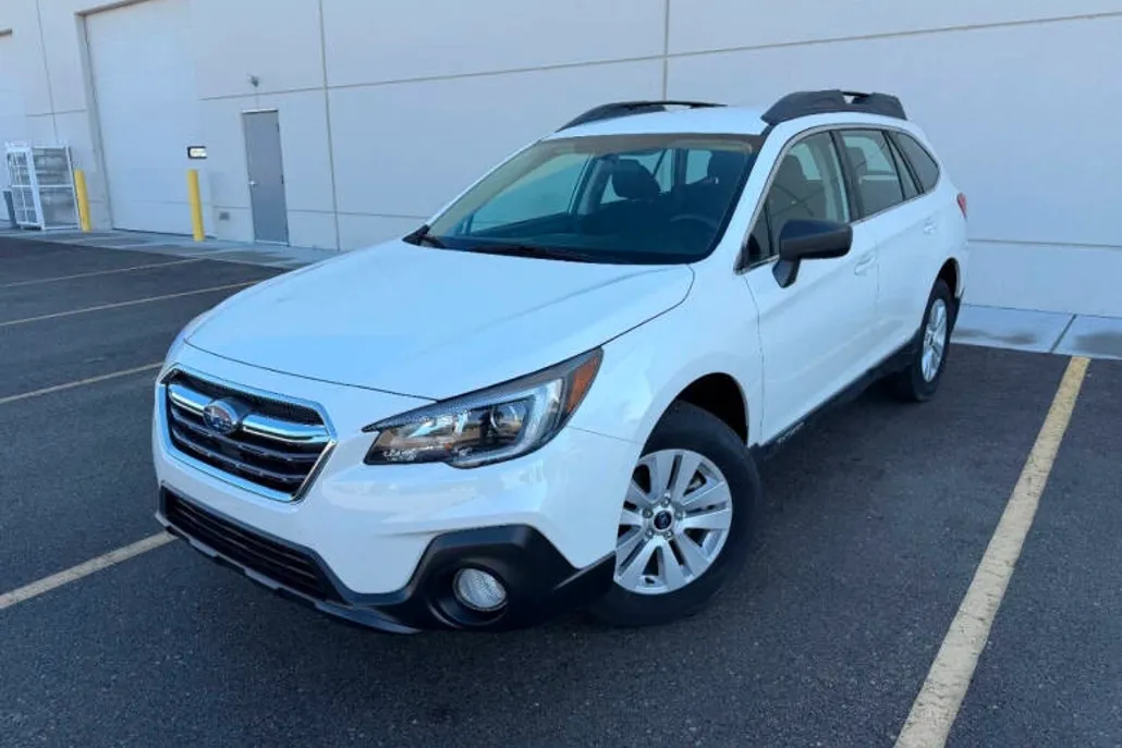 2018 Subaru Outback 2.5i photo 1