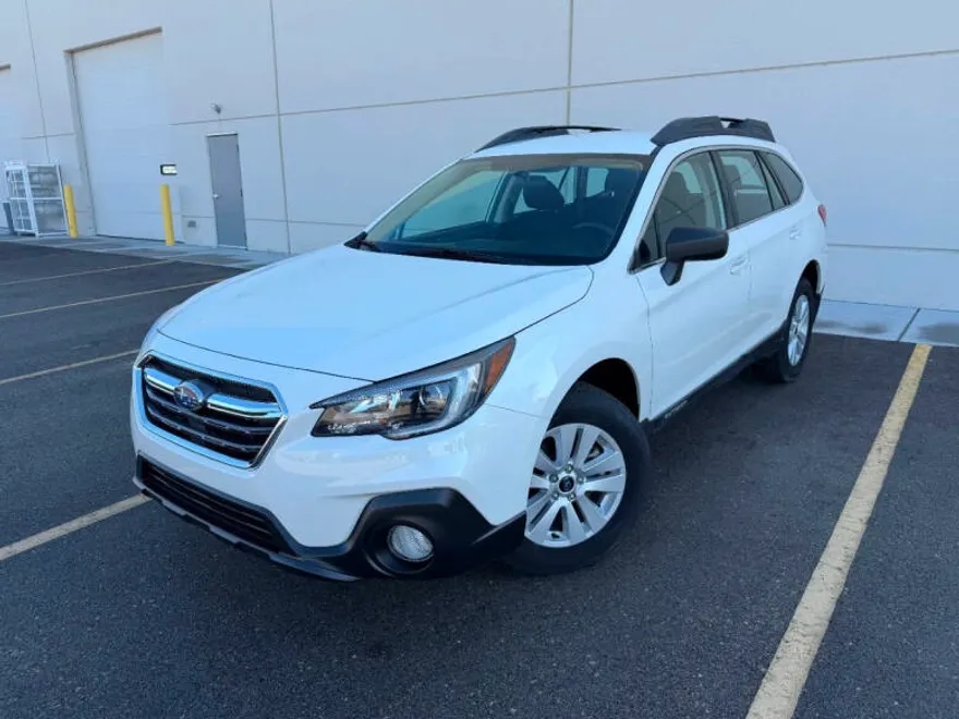 2018 Subaru Outback 2.5i photo 1