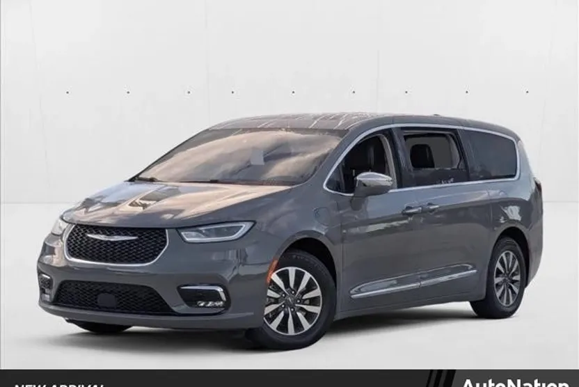 2022 Chrysler Pacifica Hybrid Limited photo 1