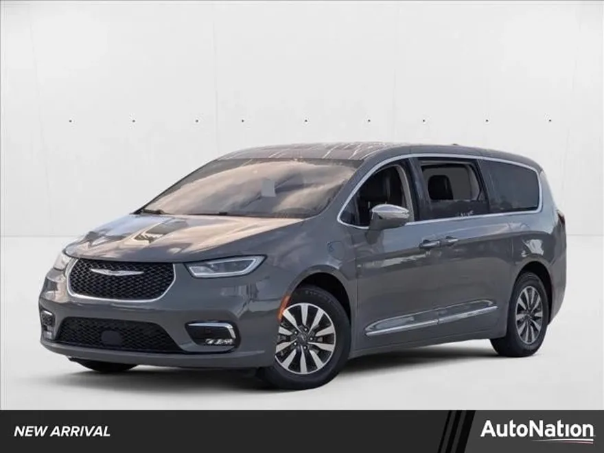 2022 Chrysler Pacifica Hybrid Limited photo 1