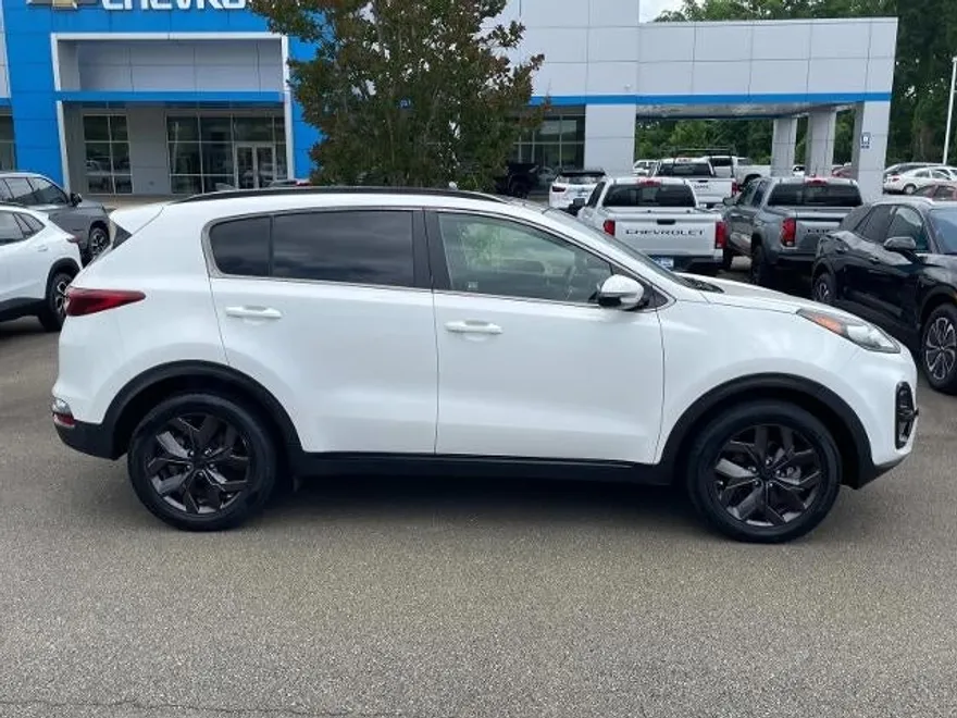 2022 Kia Sportage Nightfall Edition photo 1