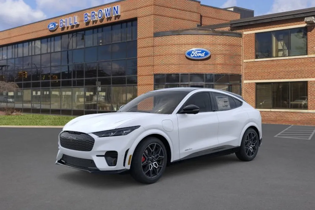 2025 Ford Mustang Mach-E GT photo 1