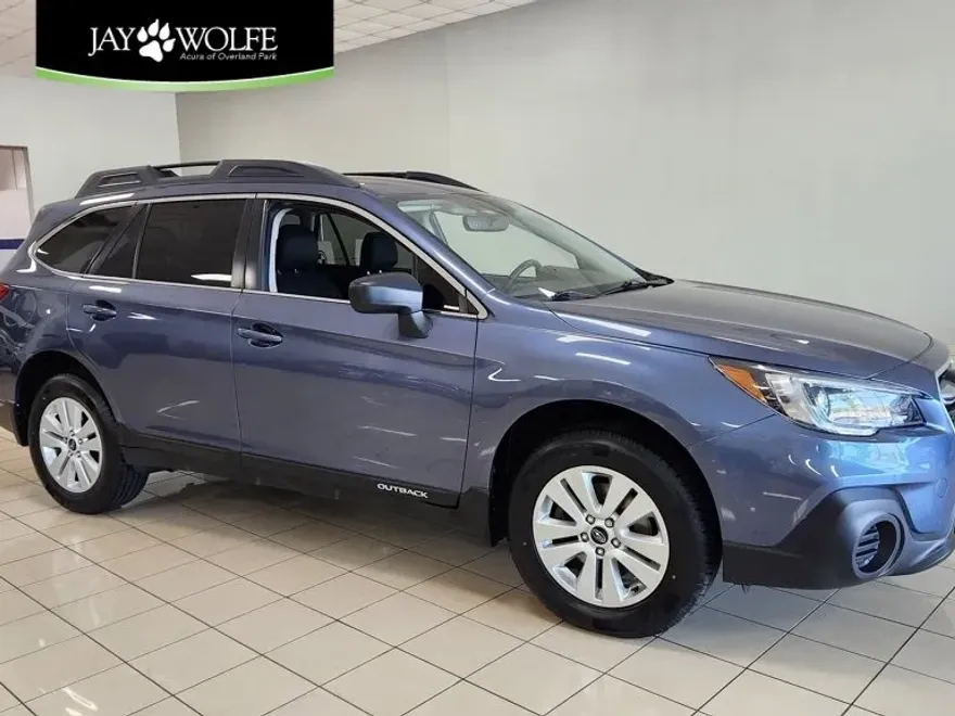 2018 Subaru Outback 2.5i photo 1