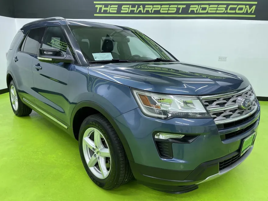 2018 Ford Explorer XLT photo 1