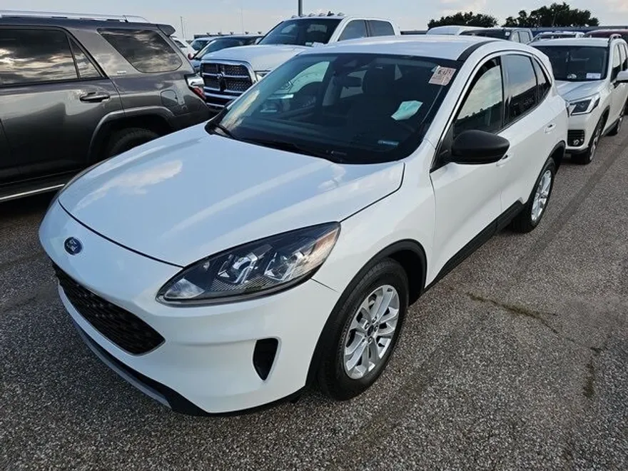 2022 Ford Escape SE photo 1