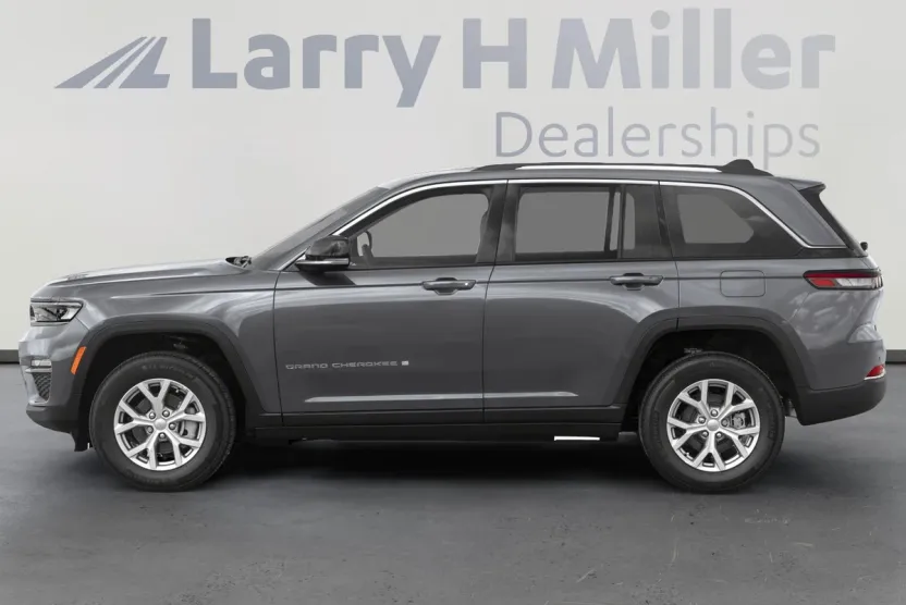 2025 Jeep Grand Cherokee Laredo Altitude photo 1