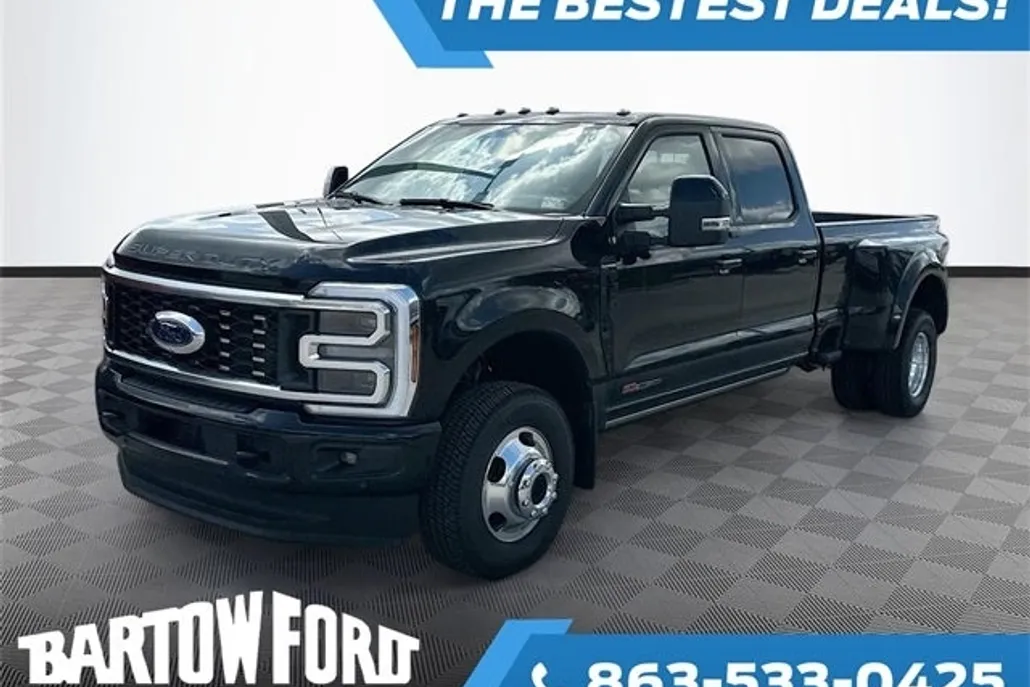 2025 Ford F-350 Platinum photo 1