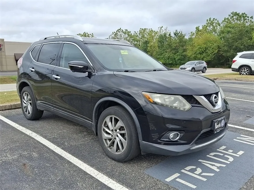 2014 Nissan Rogue SL photo 1