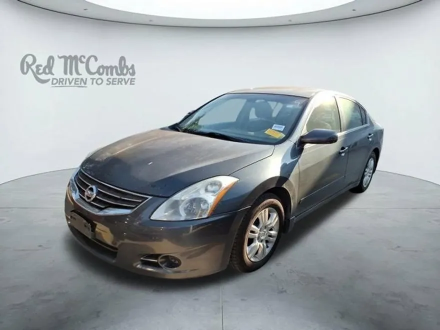 2011 Nissan Altima 2.5 S photo 1
