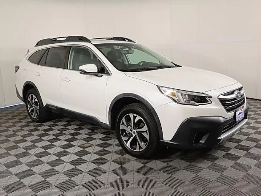 2020 Subaru Outback Limited photo 1