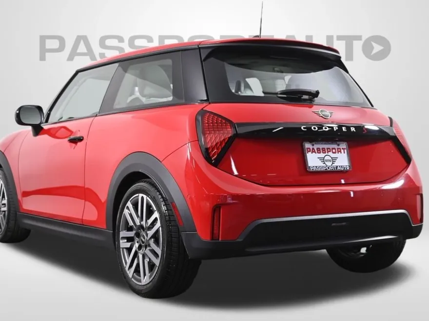 2025 Mini Cooper 2 Door Hardtop S photo 6