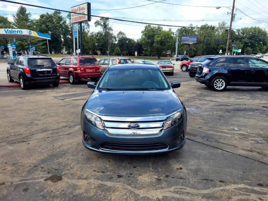 2012 Ford Fusion SE photo 1
