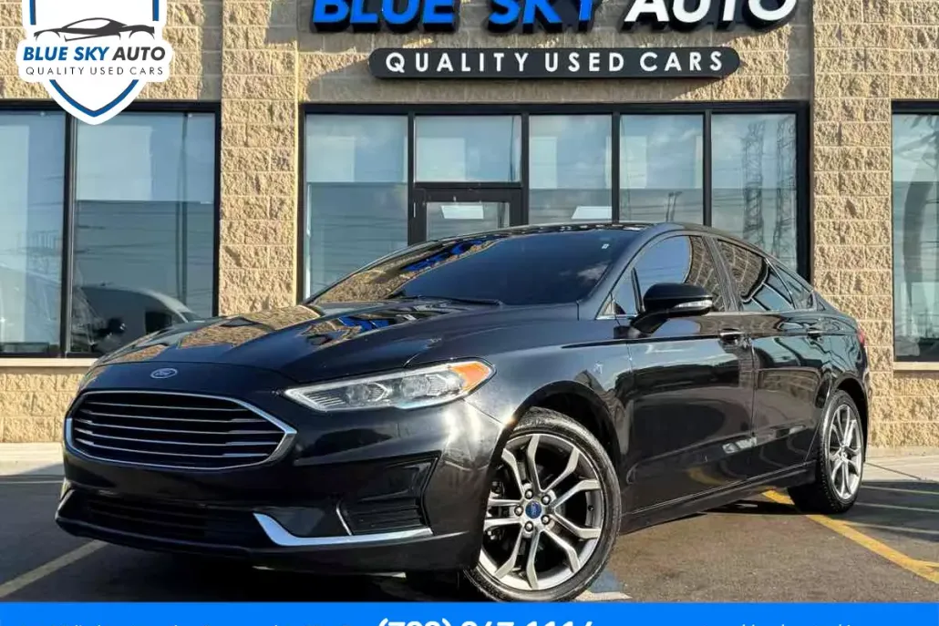 2020 Ford Fusion SEL photo 1