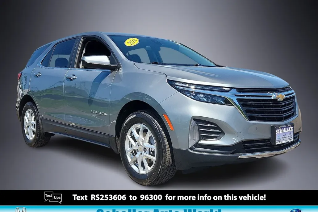 2024 Chevrolet Equinox LT photo 1