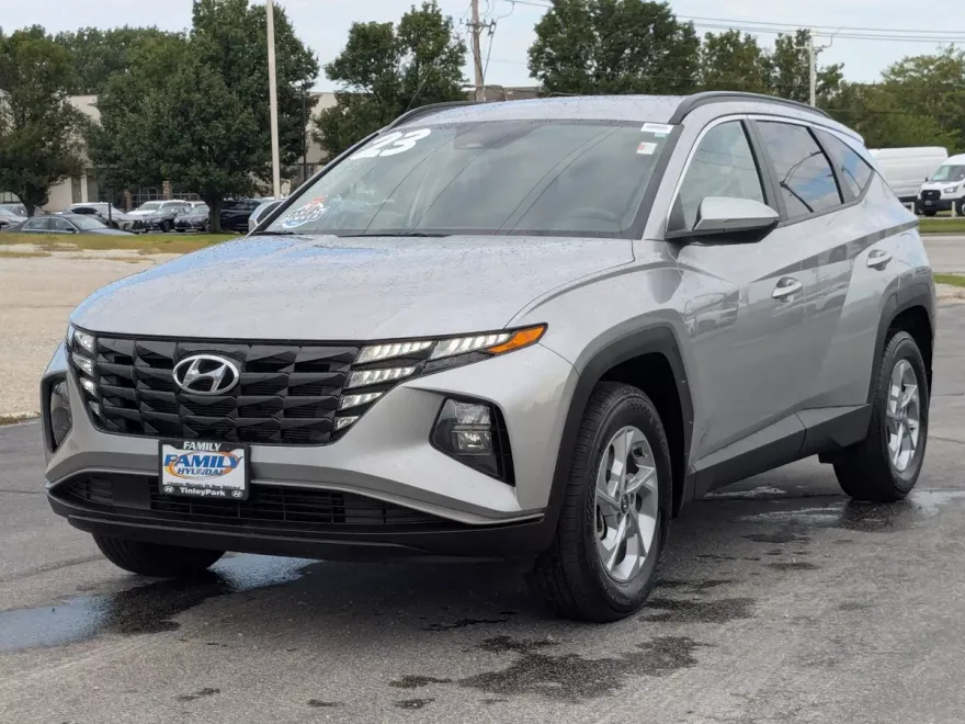 2023 Hyundai Tucson SEL photo 1