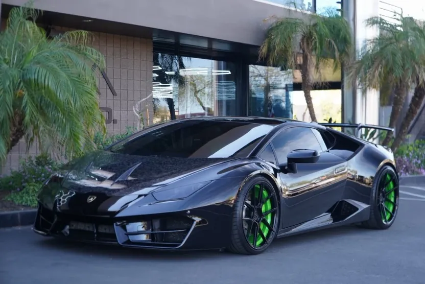 2017 Lamborghini Huracan LP 580-2 photo 1