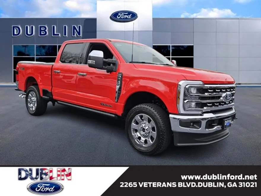 2025 Ford F-250 Lariat photo 1