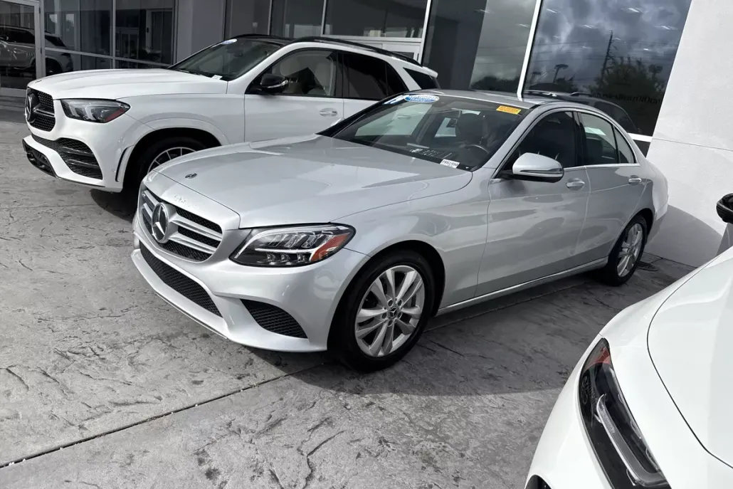 2019 Mercedes Benz C 300 Sedan photo 1