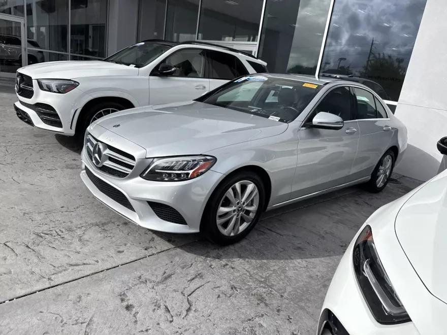 2019 Mercedes Benz C 300 Sedan photo 1