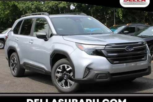 2025 Subaru Forester Premium photo 1