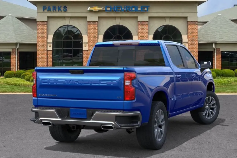 2026 Chevrolet Silverado 1500 LT photo 1