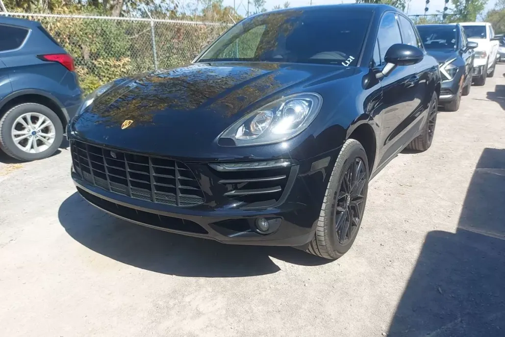 2017 Porsche Macan S photo 1