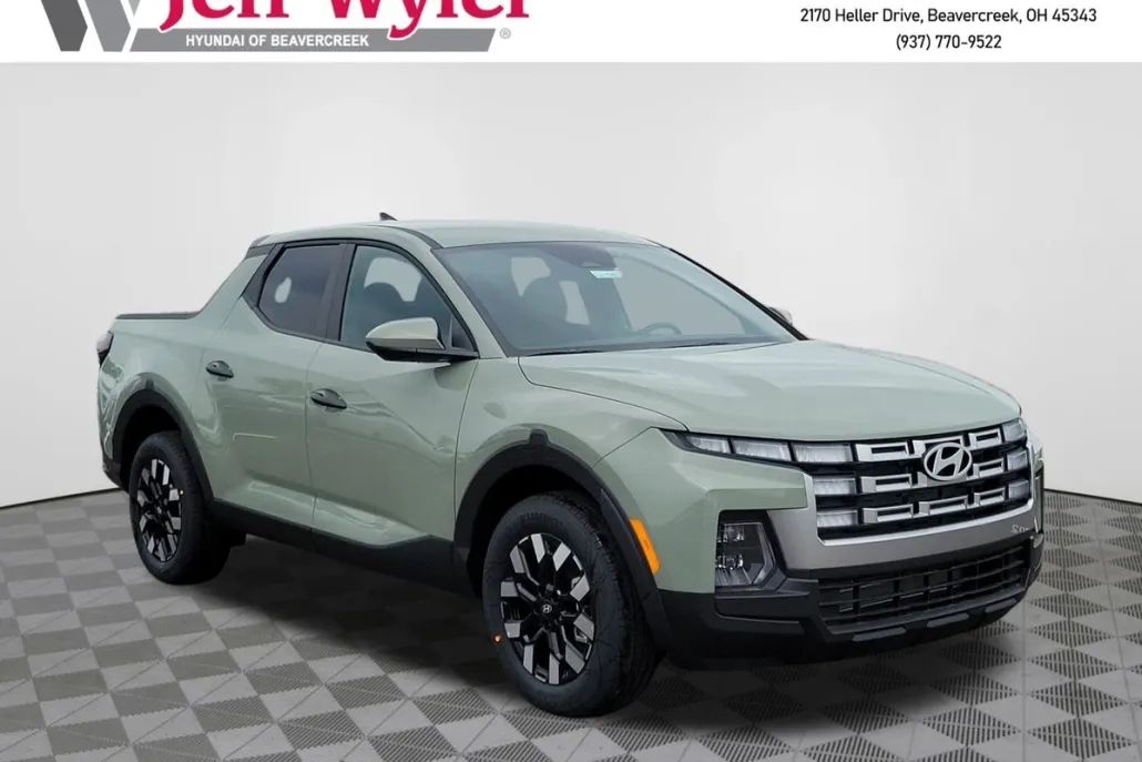 2025 Hyundai Santa Cruz SE photo 1