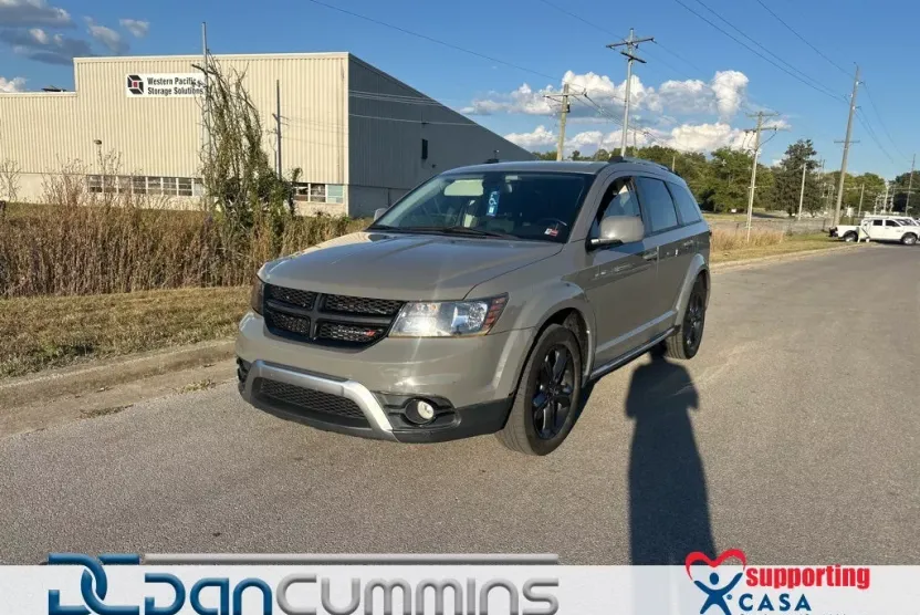 2019 Dodge Journey Crossroad photo 1