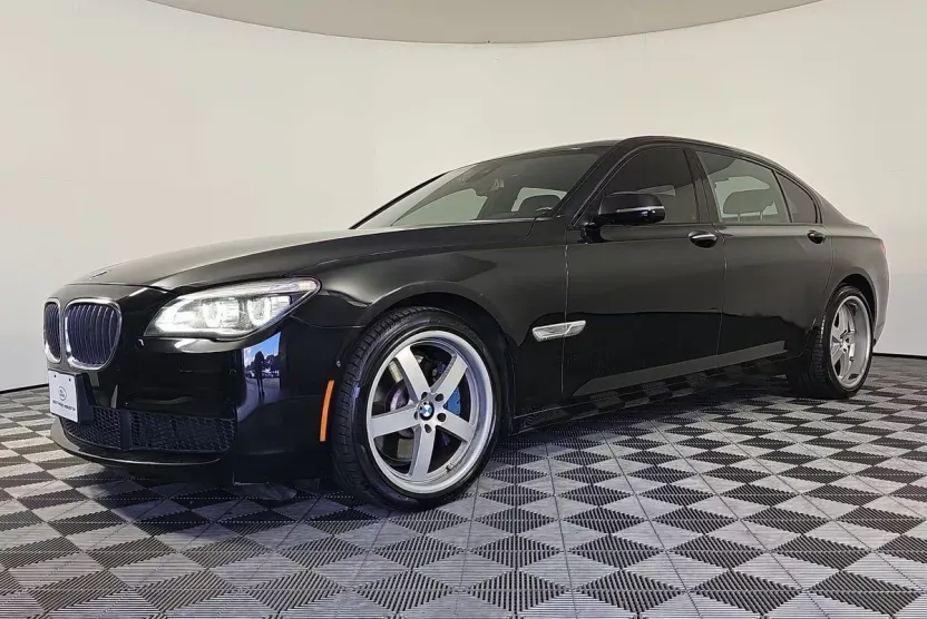 2015 Bmw 750Li / ALPINA B7 photo 1