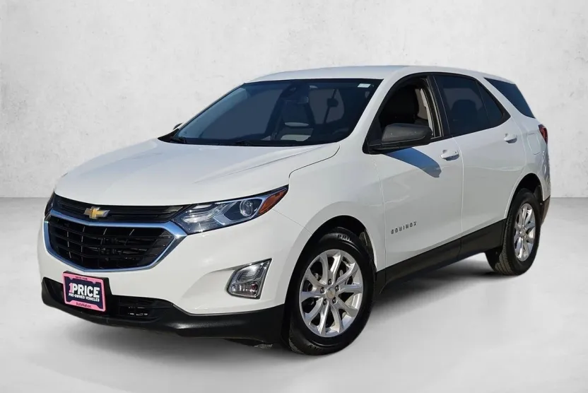 2020 Chevrolet Equinox LS photo 1