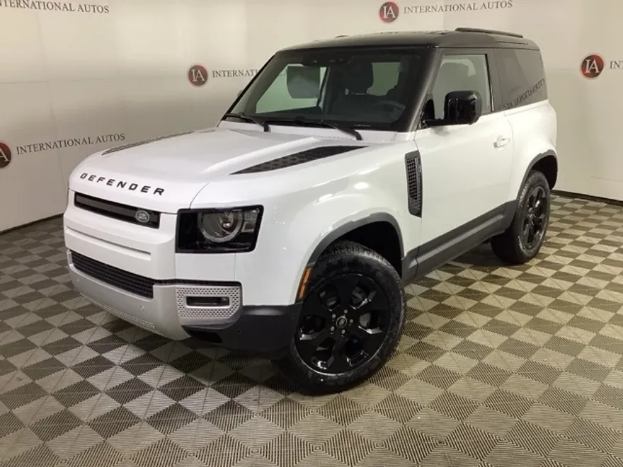 2025 Land Rover Defender 90 S photo 1