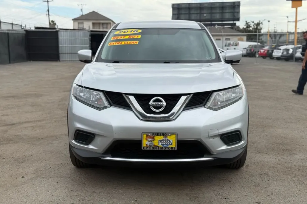2016 Nissan Rogue photo 1
