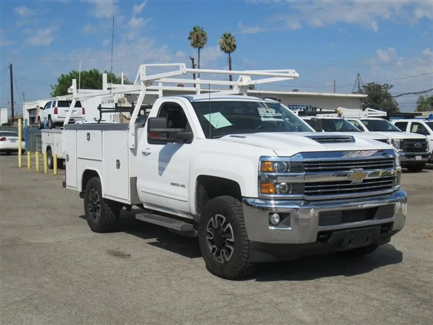 2018 Chevrolet Silverado 2500HD photo 1