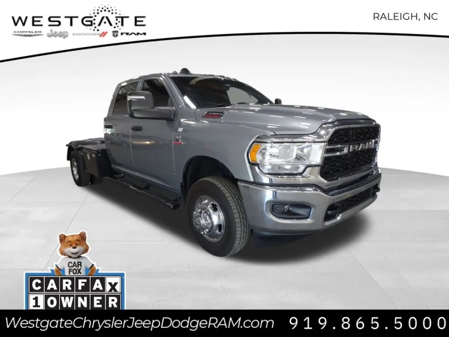 2024 Ram 3500 Tradesman photo 1