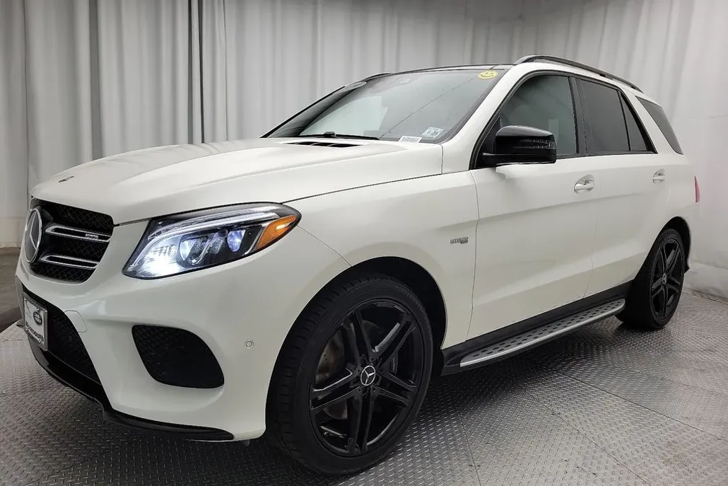2019 Mercedes Benz GLE 43 AMG 4MATIC photo 1