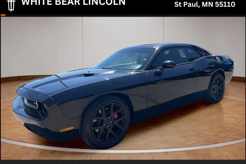2010 Dodge Challenger SRT8 photo 1