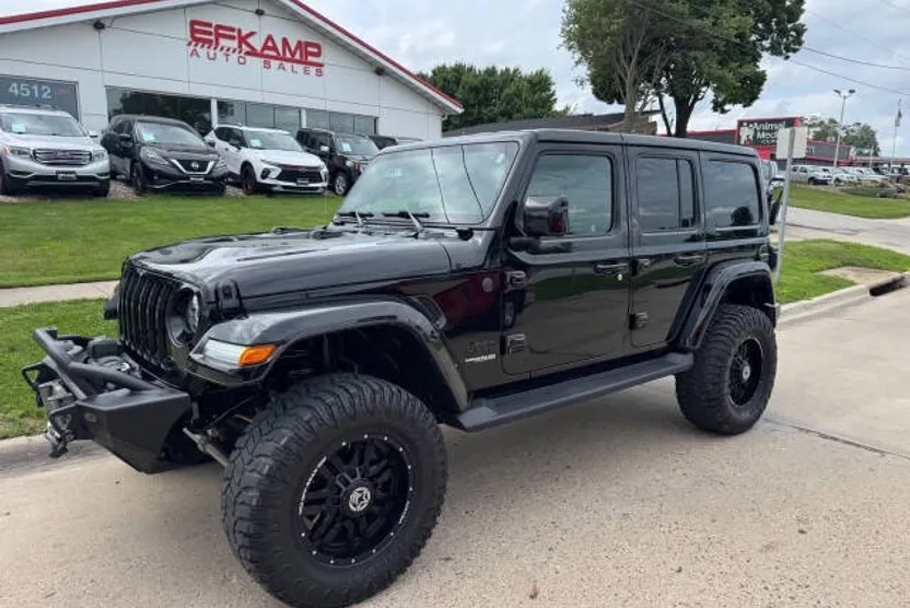 2021 Jeep Wrangler Unlimited Sahara Altitude photo 1