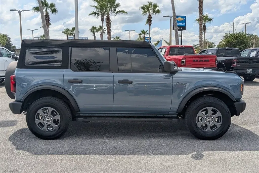 2024 Ford Bronco Big Bend photo 1