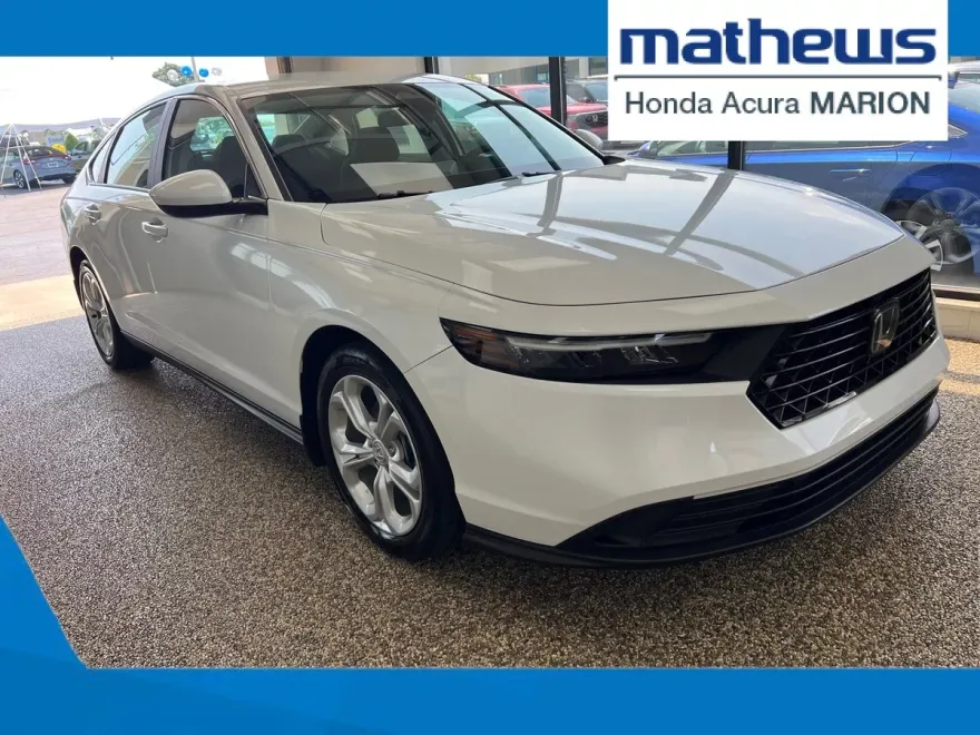 2023 Honda Accord LX photo 1