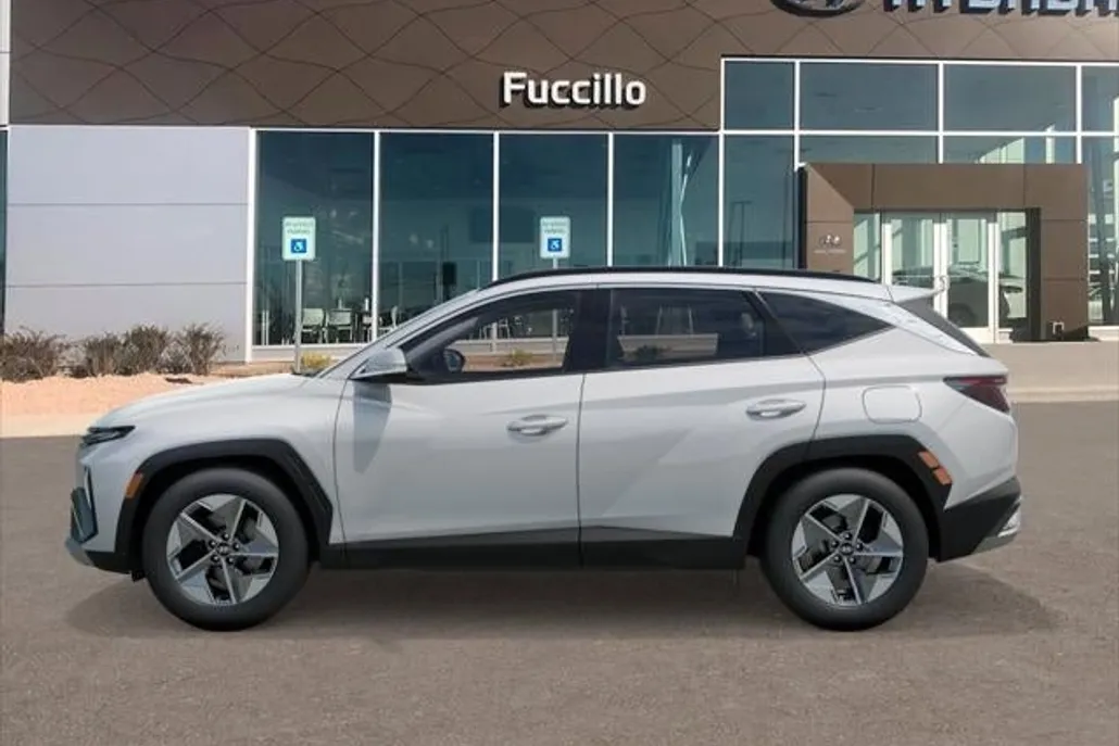 2025 Hyundai Tucson SEL Convenience photo 1