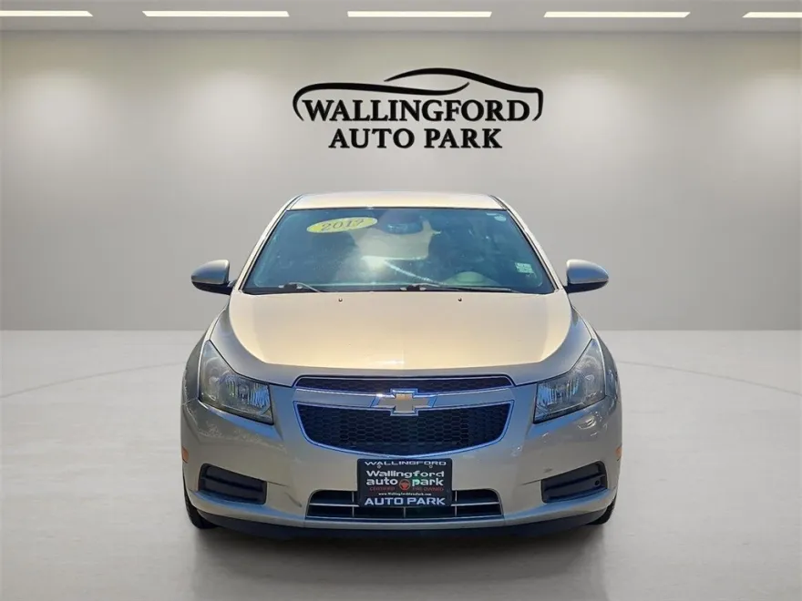 2012 Chevrolet Cruze photo 1