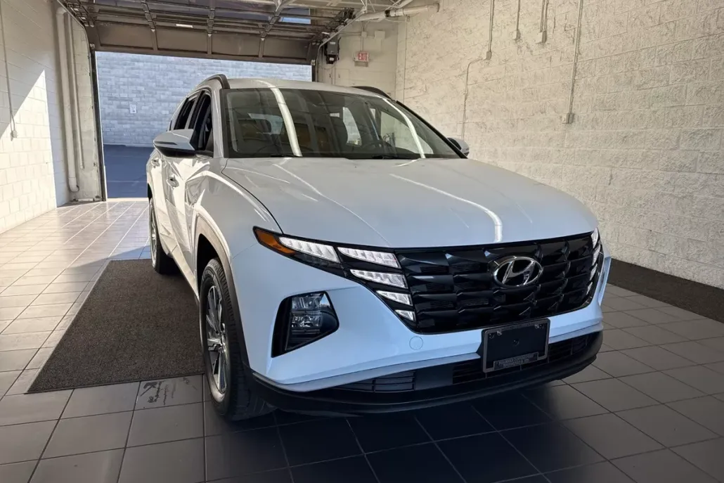 2022 Hyundai Tucson Hybrid Blue photo 1
