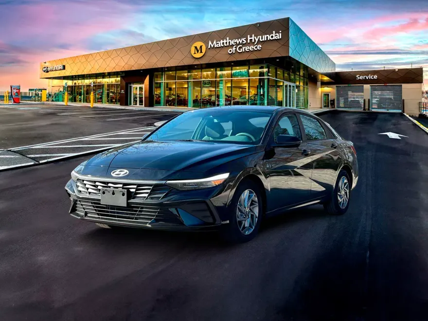 2025 Hyundai Elantra Hybrid SEL Sport photo 1
