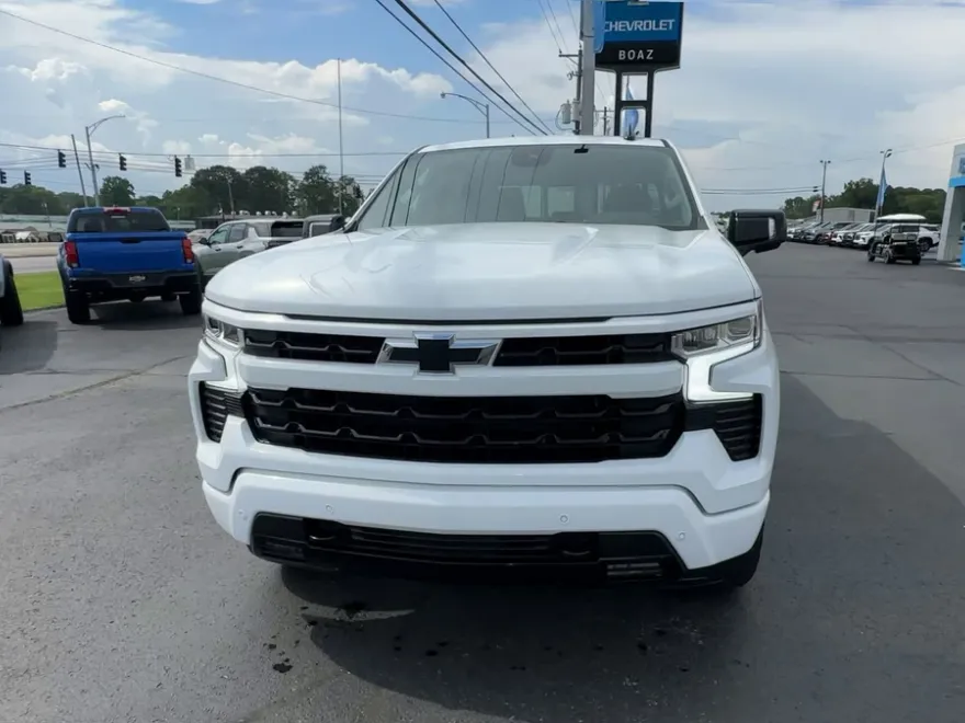2025 Chevrolet Silverado 1500 RST photo 1