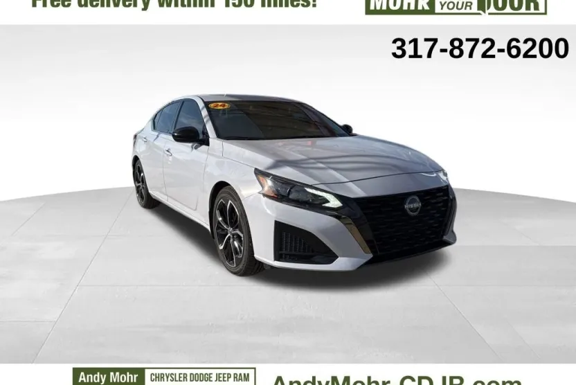 2024 Nissan Altima 2.5 SR photo 1