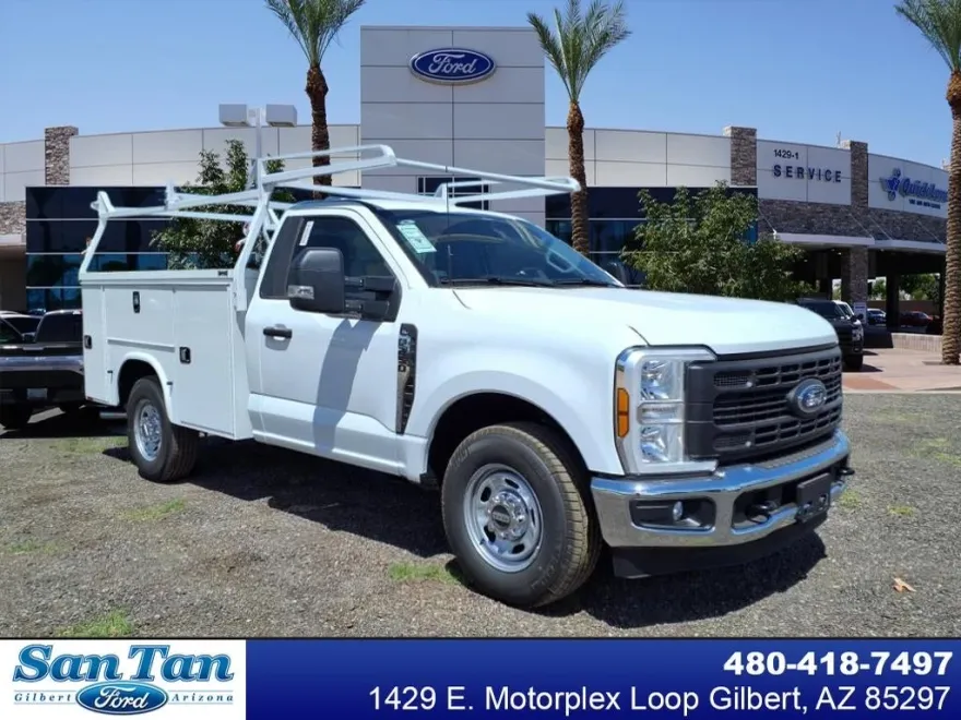 2025 Ford F-250 XL photo 1
