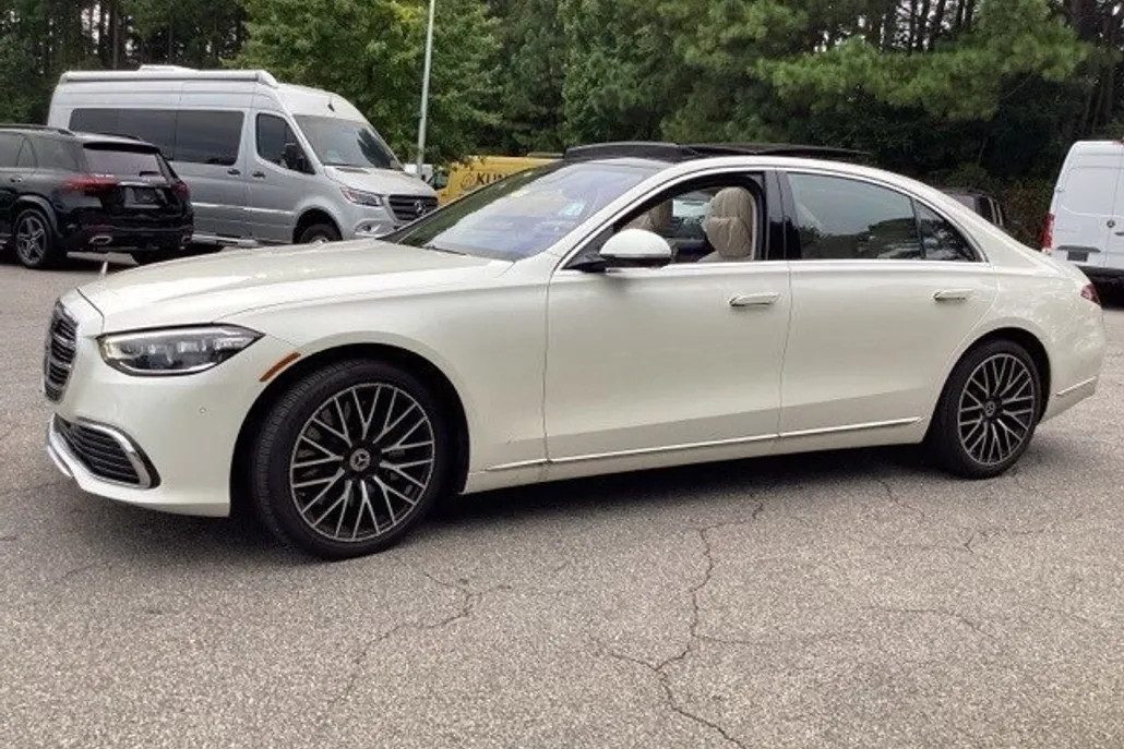 2022 Mercedes Benz S 580 4MATIC photo 1