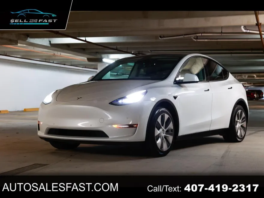 2022 Tesla Model Y photo 1