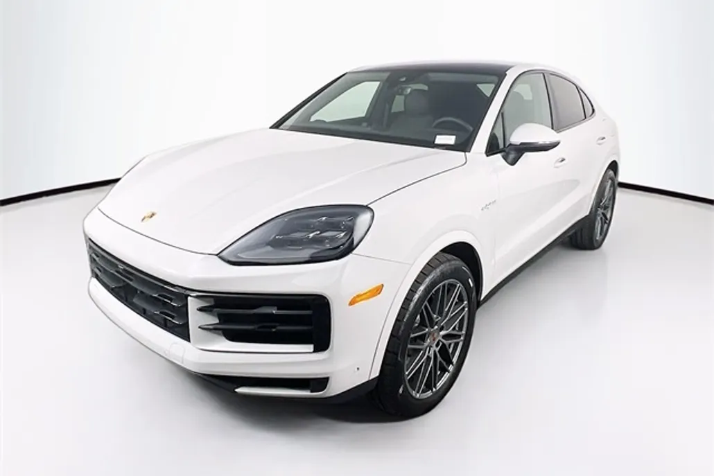 2025 Porsche Cayenne E-Hybrid Coupe photo 1
