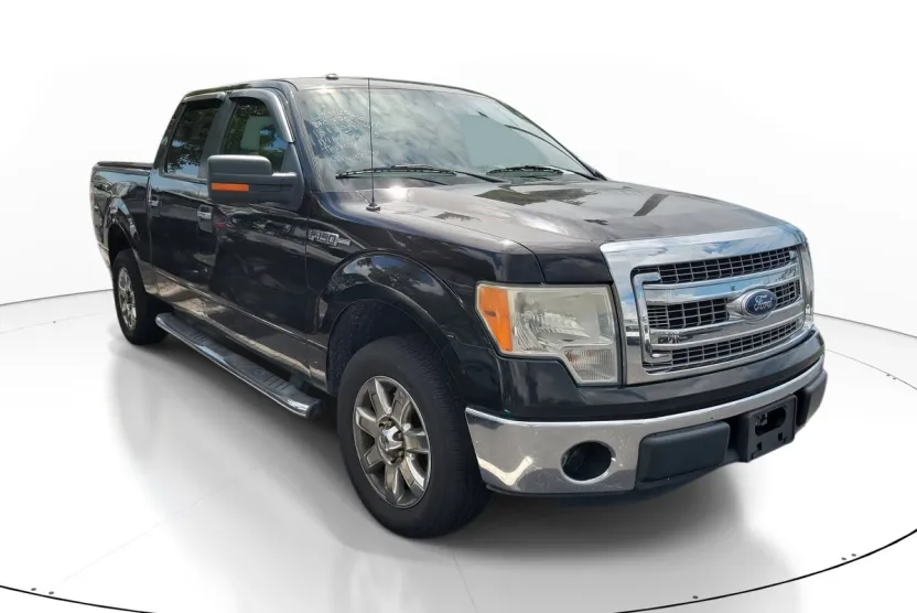 2013 Ford F-150 XLT photo 1